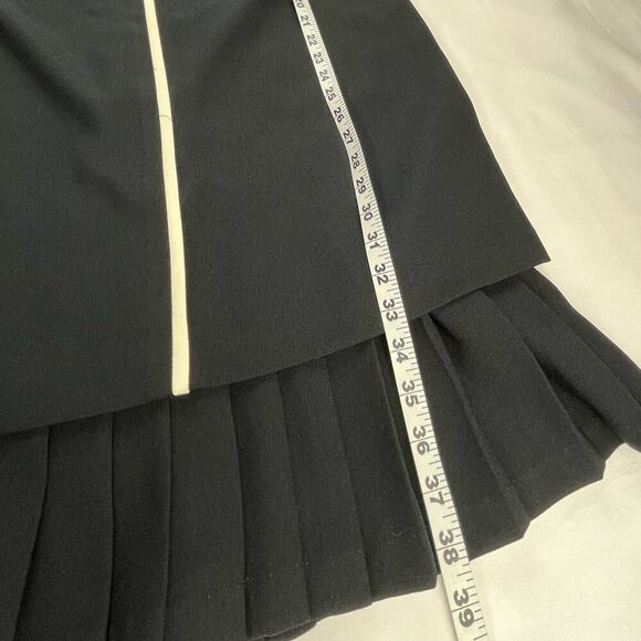 MAEVE | Vintage Liz Claiborne Plus Size 14 Black Pleated Ruffle Ivory Line Dress - Picture 4 of 6